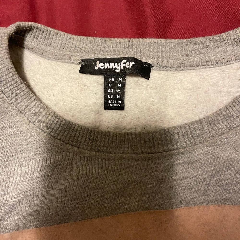 sweater - Picture 2 of 2
